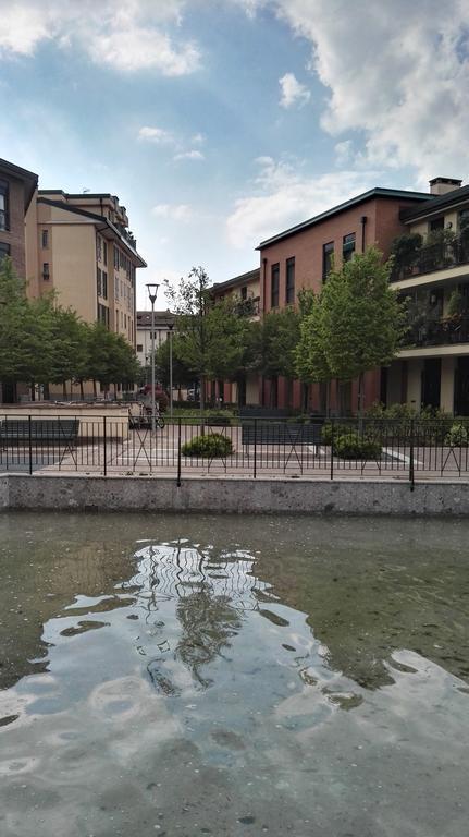 Mila Apartments Navigli Milan Bagian luar foto