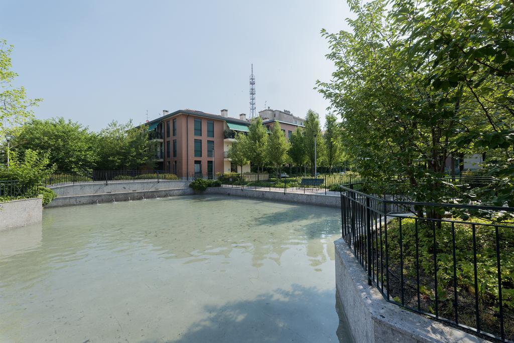 Mila Apartments Navigli Milan Bagian luar foto